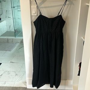 Eyelet dress with pockets and adjustable straps